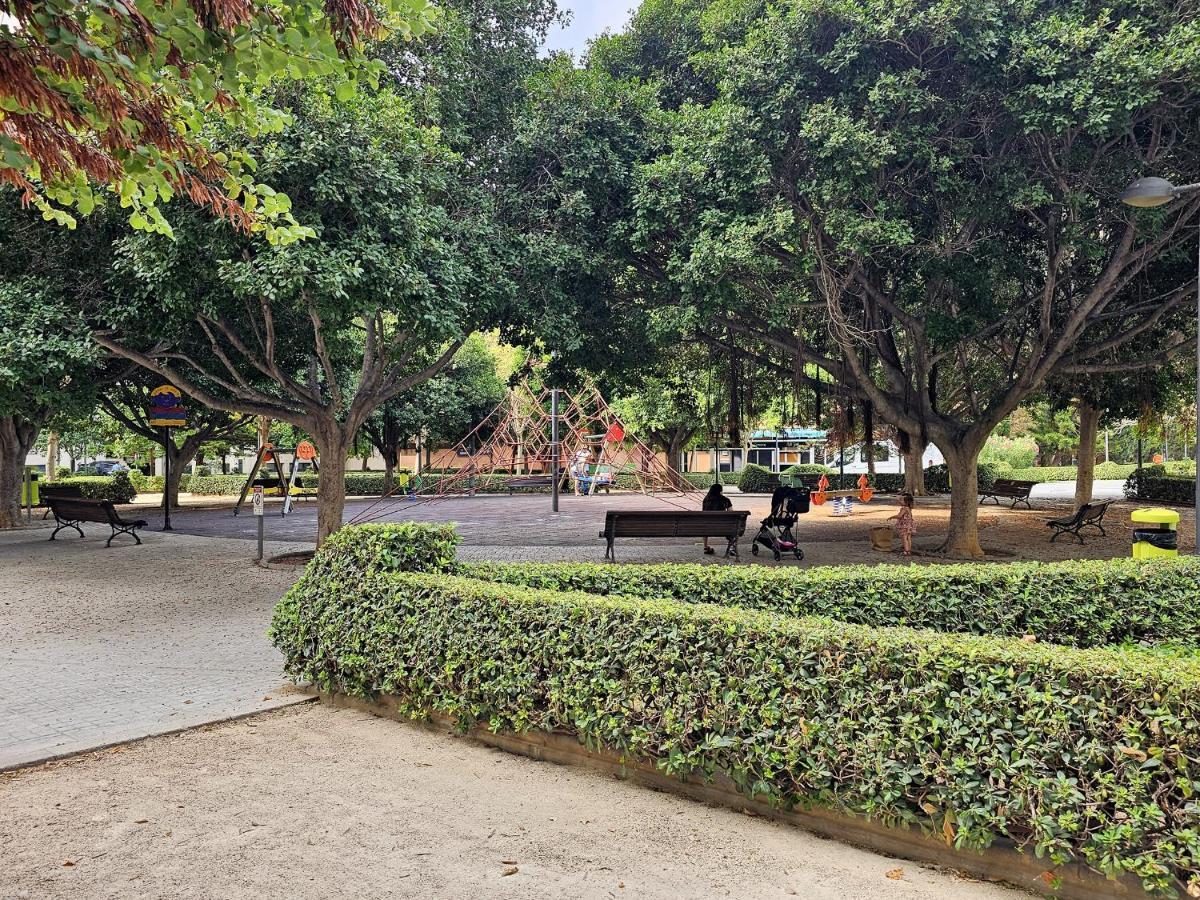 Apartamentos Las Ciencias O Valencia Bagian luar foto